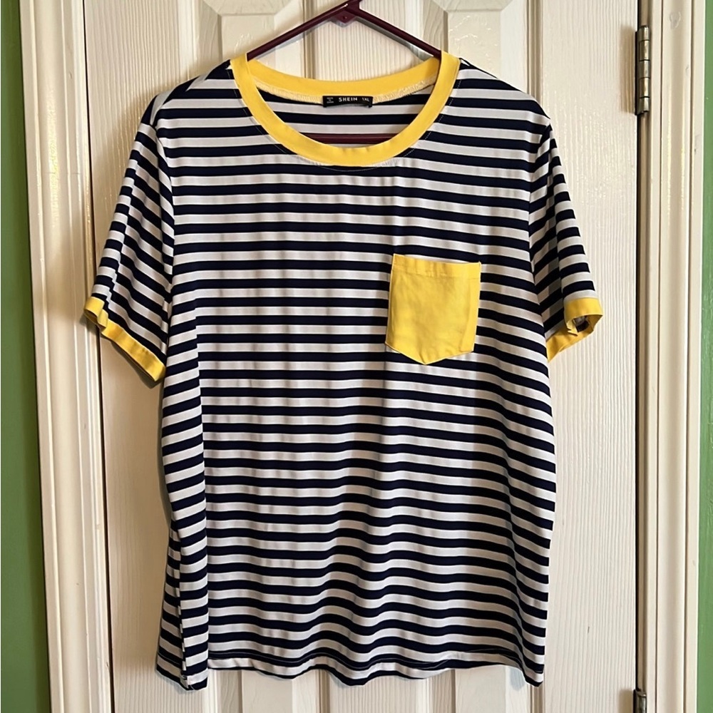SHEIN Plus Size Striped Boyfriend Tee Size 1X
